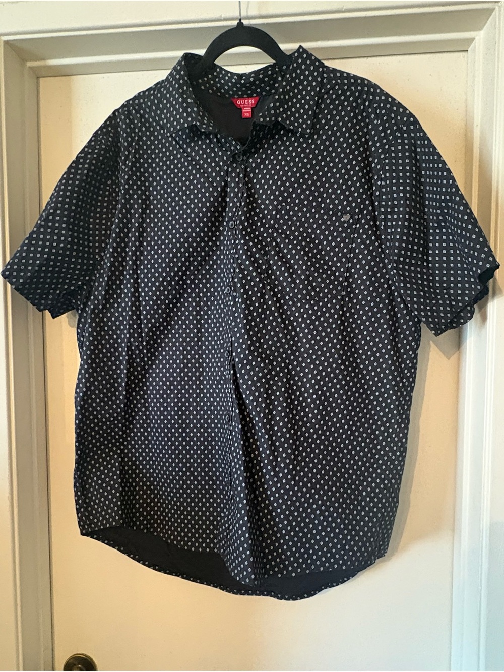 NWOT GUESS Los Angeles Men’s XXL Short Sleeve Geometric Button Up Shirt